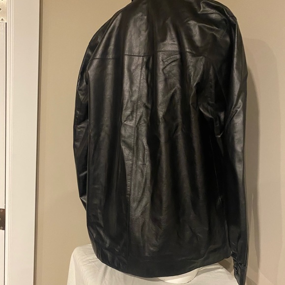 Shirt style leather jacket, excellent condition, pockets, genuine leather. - Picture 3 of 4